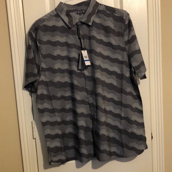 Perry Ellis Other - NWT PERRY ELLIS Men’s Shirt . Size XL
